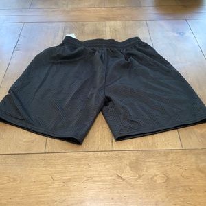 Women’s Medium Dodger Shorts